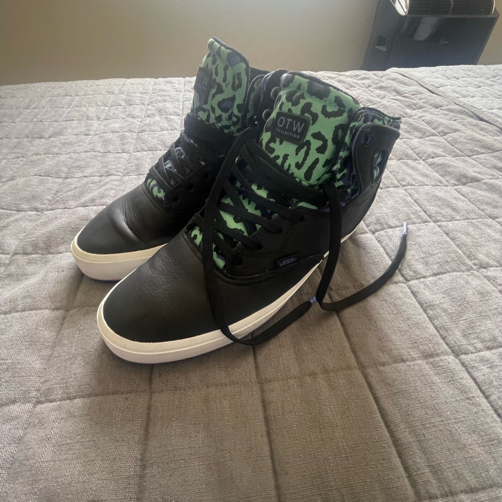 Vans OTW Bushwick Camo Leopard High-Tops Size 9 Men’s